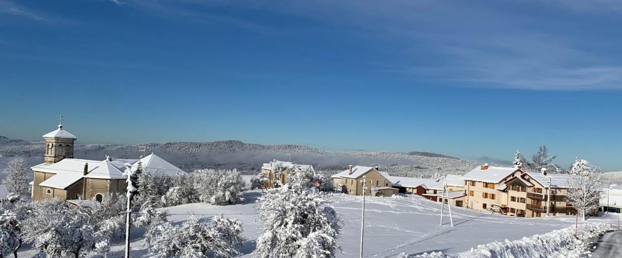 Le Relais Nordique Hotel Giron ภายนอก รูปภาพ